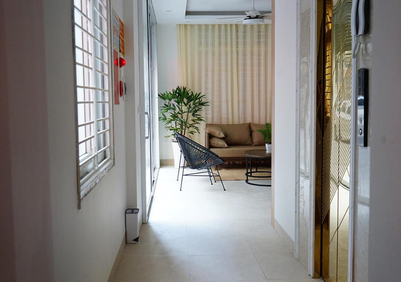 Lyn House - Service Apartment Hoang Quoc Viet Hanói Exterior foto