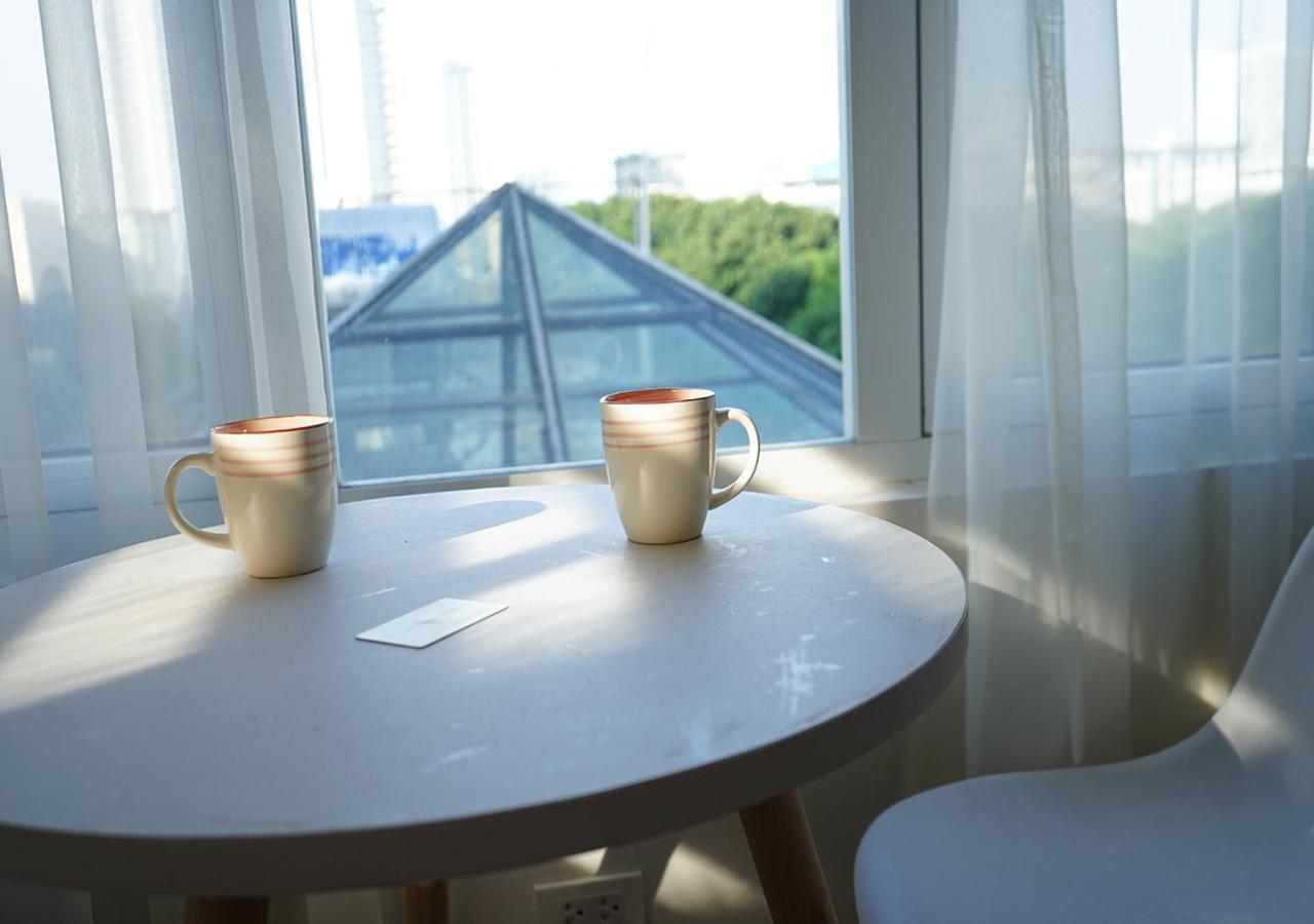 Lyn House - Service Apartment Hoang Quoc Viet Hanói Exterior foto