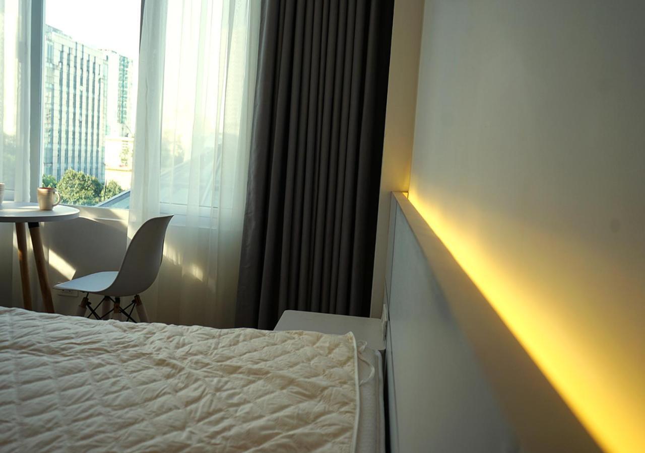 Lyn House - Service Apartment Hoang Quoc Viet Hanói Exterior foto